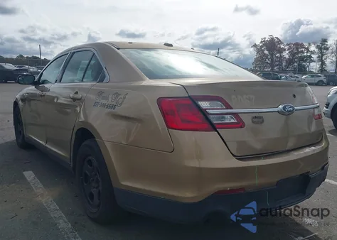 2015 Ford Police Interceptor z USA, uszkodzony, nr VIN 1FAHP2MK5FG178529